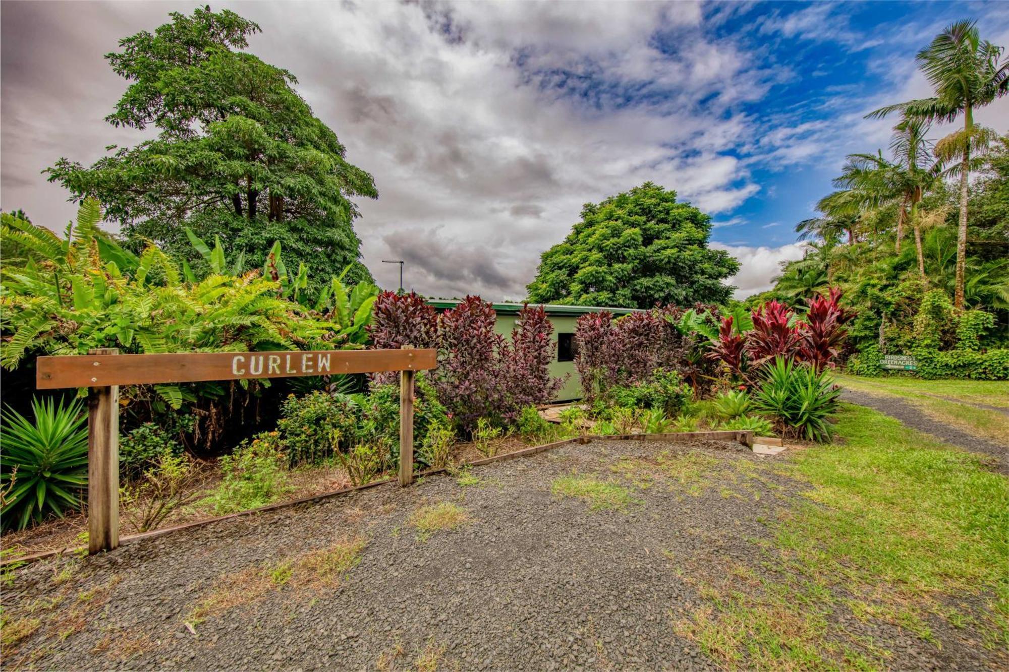 Mena Creek Flower House Exterior photo